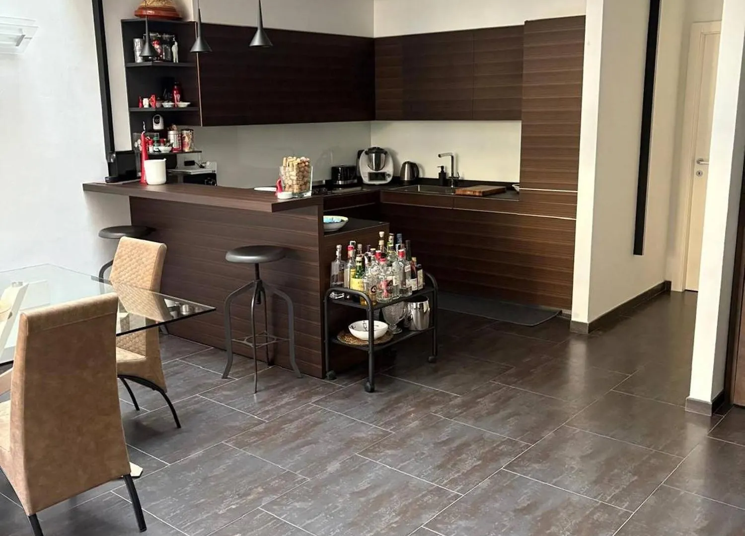 Charming Milano Apartment With 2-Way Air Con Bbq